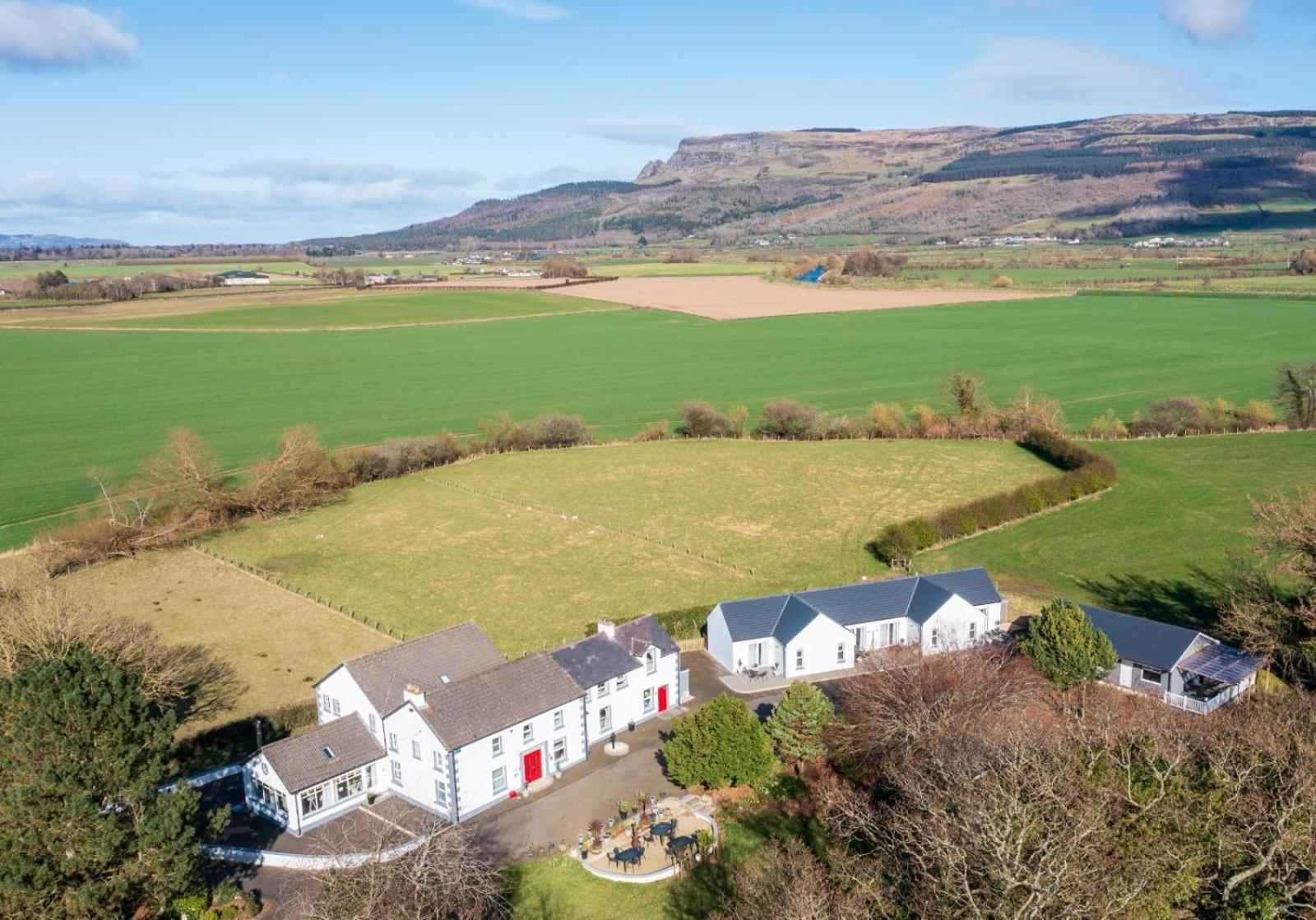 Willow House Bed & Breakfast And Orchard Studios Self Catering Limavady Luaran gambar